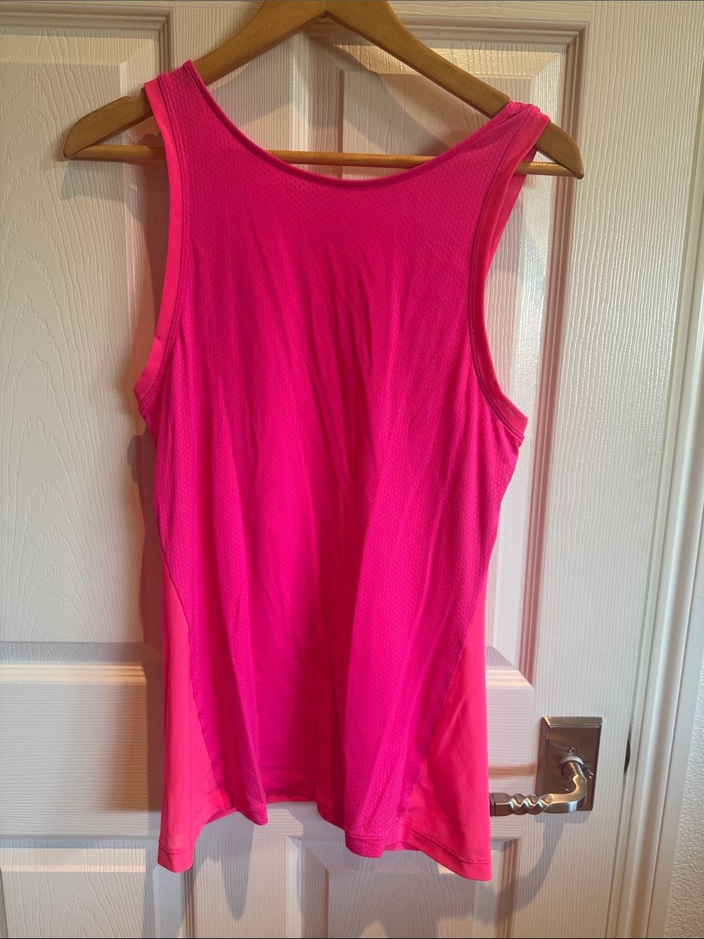 Lorna Jane Neon Pink Performance Tank
